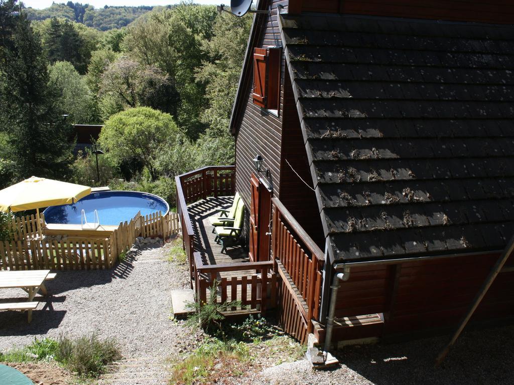 Pretty Chalet In Beaulieu With Private Pool Buitenkant foto