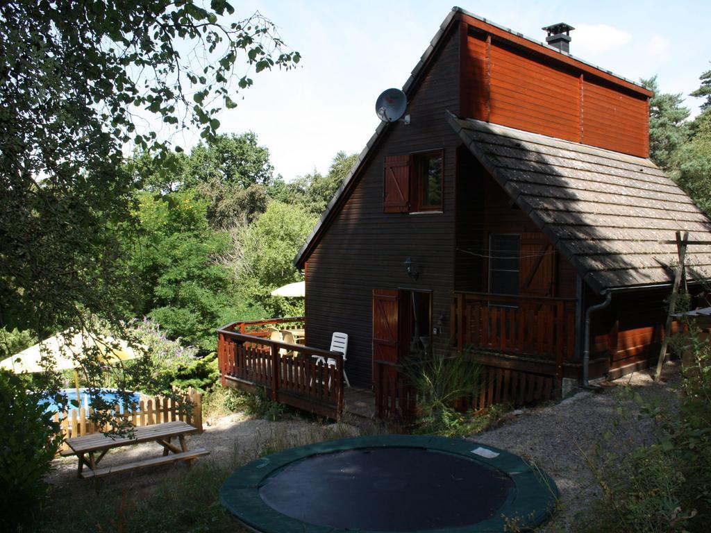 Pretty Chalet In Beaulieu With Private Pool Buitenkant foto